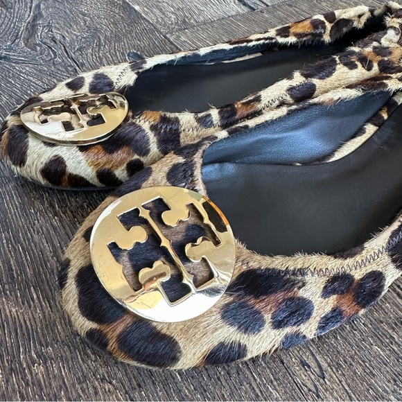 Tory Burch Revas Calf Hair Animal Print Ballet Flats size 8 - Picture 10 of 13